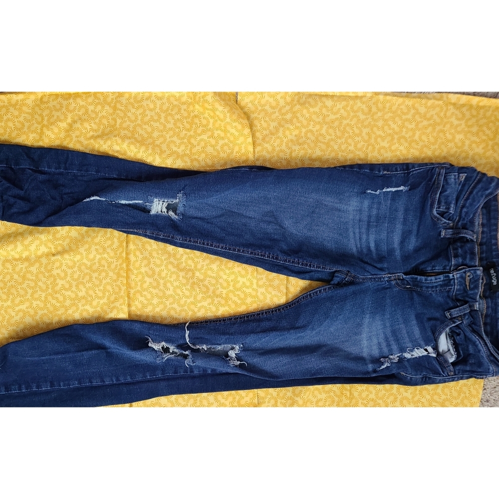 Refuge size 4 jeans